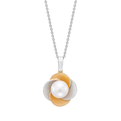 Freshwater Pearl Flower Pendant