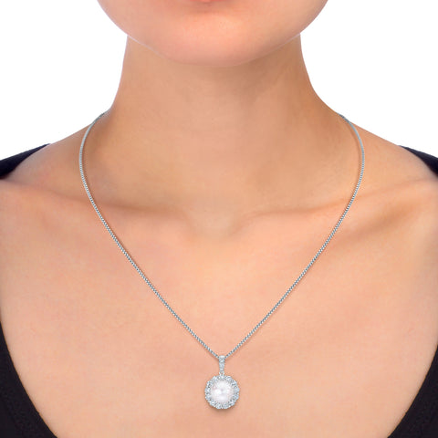 FRESHWATER PEARL & DIAMOND HALO PENDANT FRESHWATER PEARL & DIAMOND HALO PENDANT