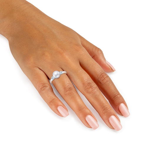 Diamond & Freshwater Pearl Ring Diamond & Freshwater Pearl Ring