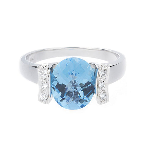 Diamond & Blue Topaz Gold Ring Diamond & Blue Topaz Gold Ring