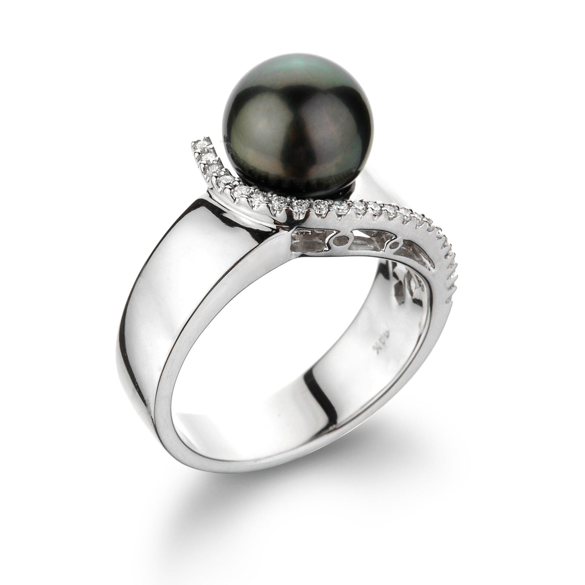 Black Tahitian cultured pearl and diamond ring by Isaac Westman featuring a sleek design and sparkling gemstones.