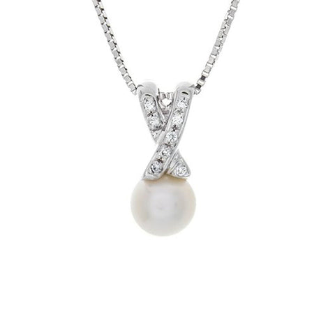 Japanese Akoya pearl and diamond pendant featuring a lustrous pearl and sparkling diamonds on a delicate chain.